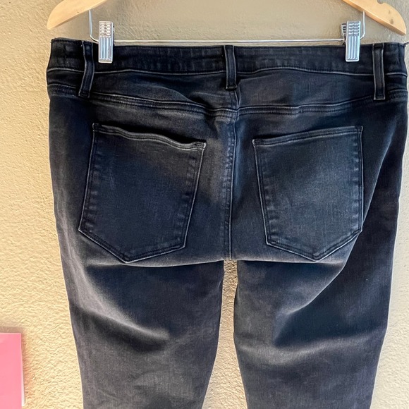 GAP Maternity inset panel favorite jeggings - Picture 4 of 9